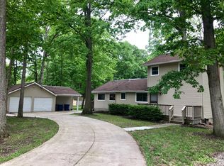 13266 Torrey Rd, Fenton, MI 48430