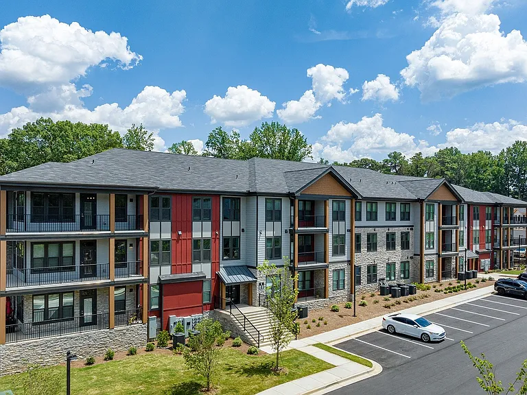 Populus Westside Apartments — Photo 41
