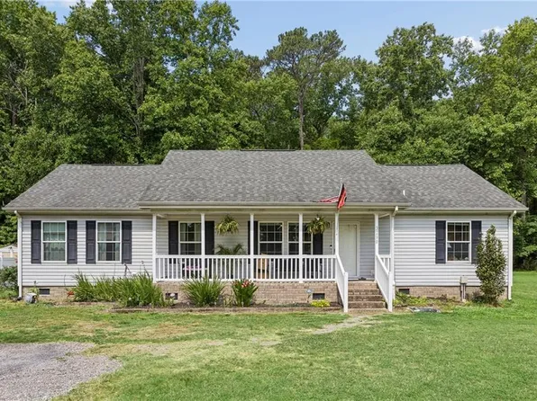 3290 Poplar Dr, Smithfield, VA 23430