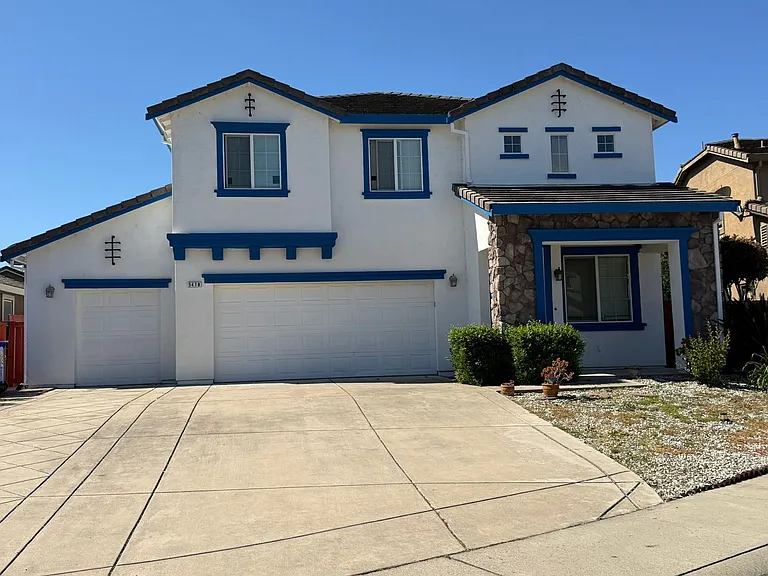 5418 Halas Ct — Photo 52