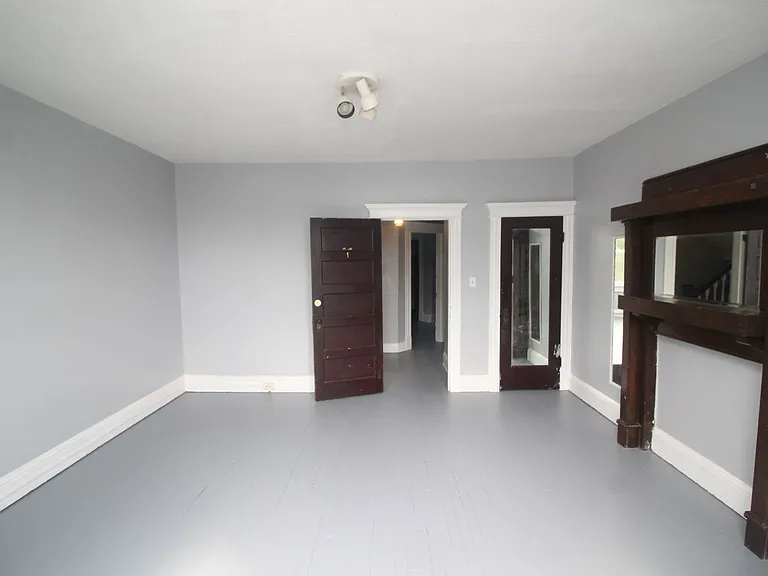 3010 Guilford Ave — Photo 17