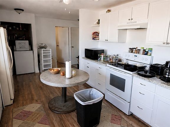 4th image of 1731 Meier Dr