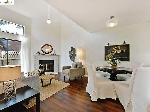4th image of 3685 Maple Ave APT 4