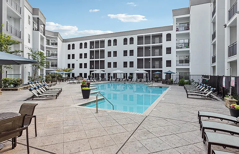 The Alexander at the District Apartments — Photo 32