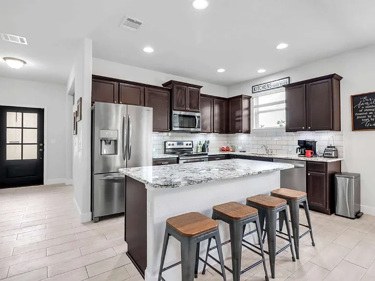 11126 Pomona Park Dr — Photo 6