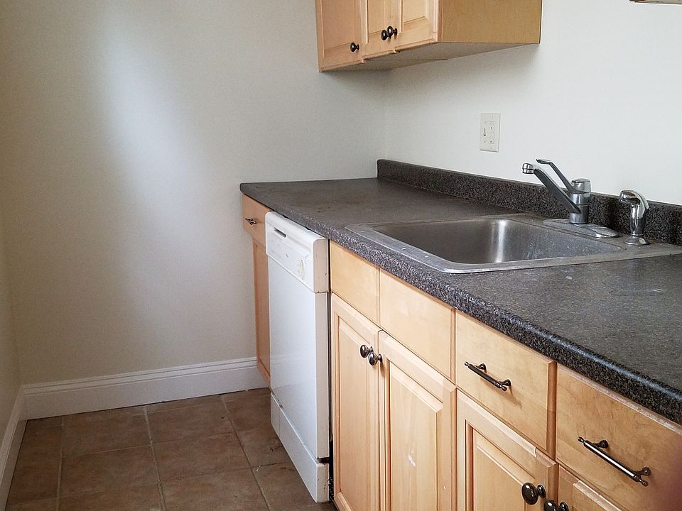 Pantry w Dishwasher
