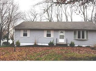 733 Camden Ave, Blackwood, NJ 08012