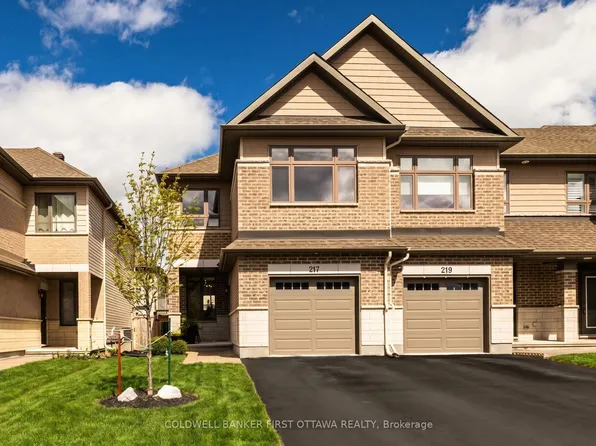 217 Purchase Cres, Ottawa, ON K2S 2L8