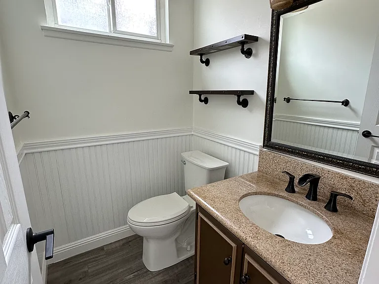DOWNSTAIRS BATHROOM