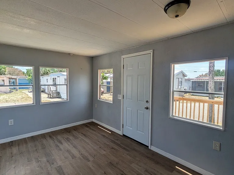 920 Boardwalk Ln #878 — Photo 5