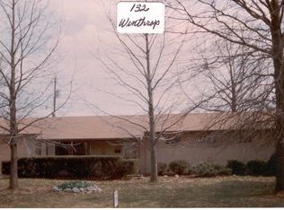 132 Winthrop Dr, Belleville, IL 62221