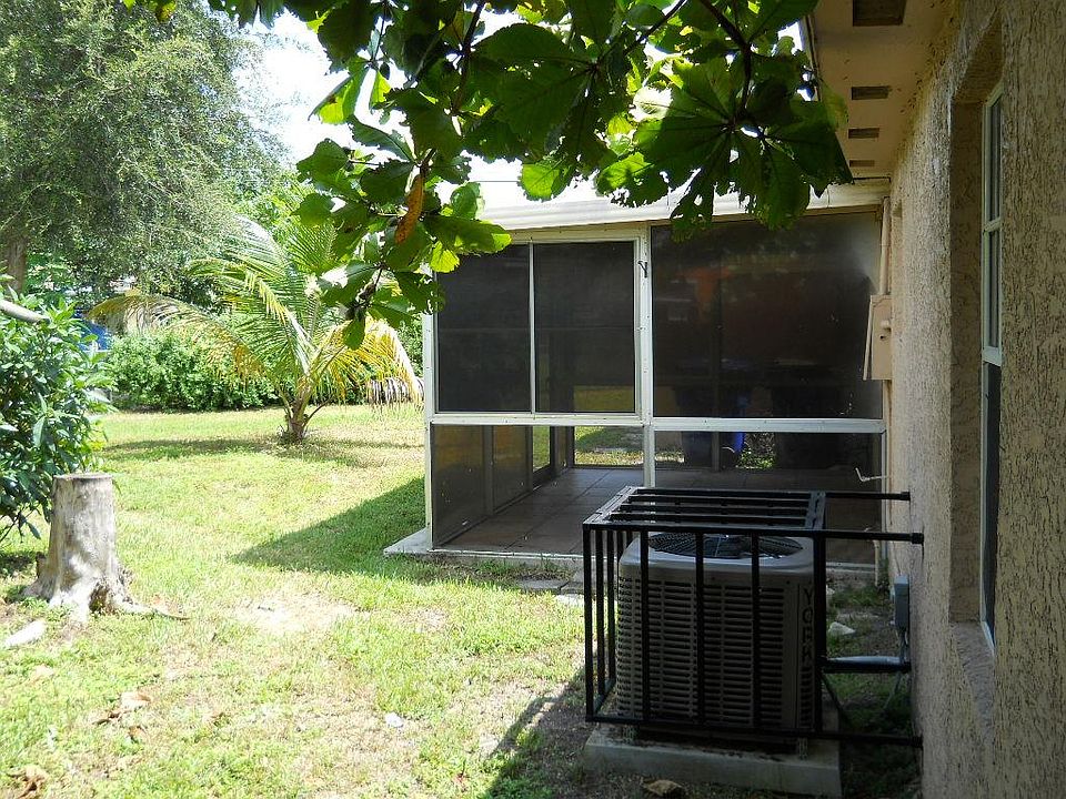 2nd image of 43 Newton Rd