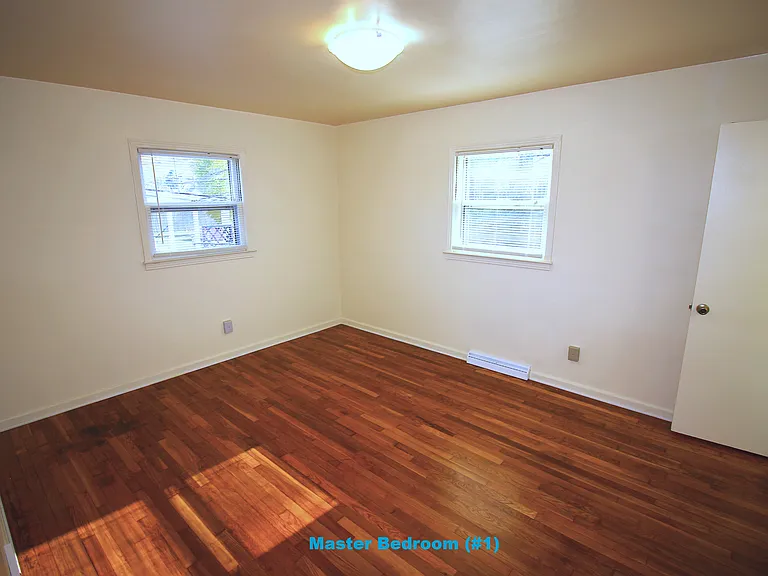 1090 Meridian Ct — Photo 14