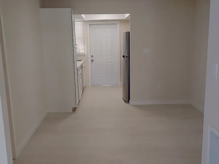 5323 Desoto Pl #A — Photo 8