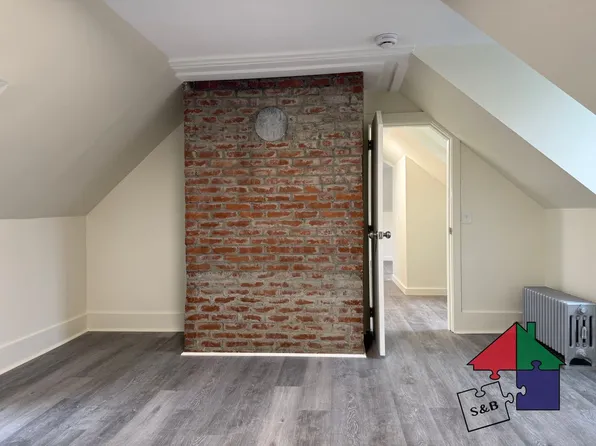 151 S Main St, Barre, VT 05641