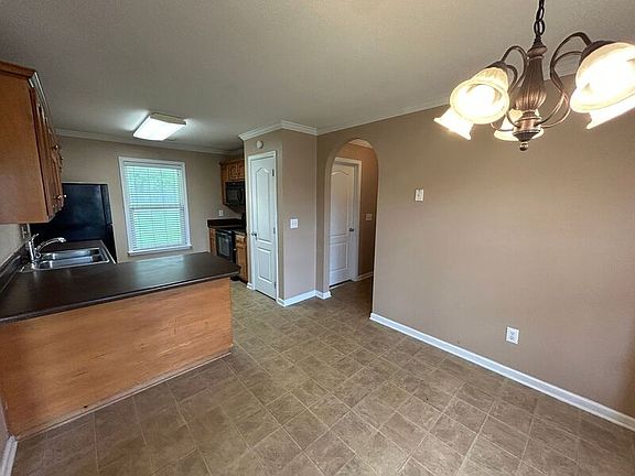 4th image of 10988 Griffin Dr