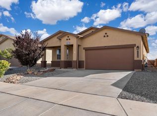 2208 Solara Loop NE, Rio Rancho, NM 87144