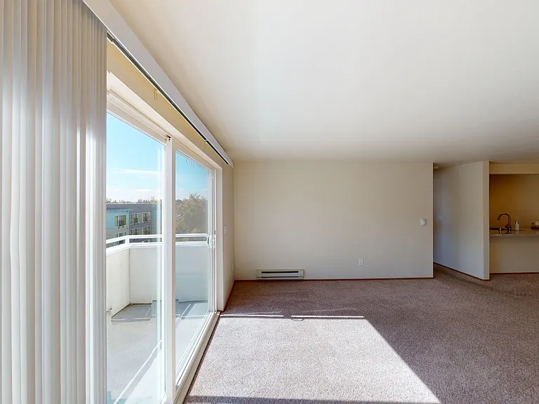 Leilani Apartment Homes — Photo 22