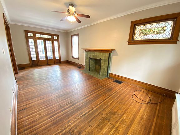 3rd image of 236 E 18th Ave #236