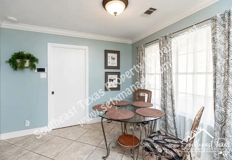 6030 Zenith St — Photo 11