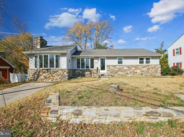 310 Baylor Rd, Glen Burnie, MD 21061