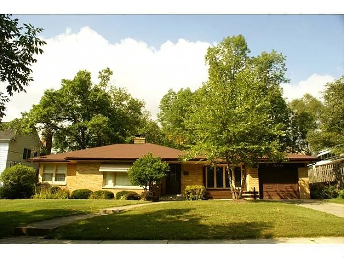 506 Greenfield Ave photo 1