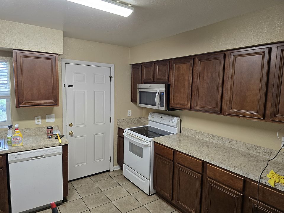2nd image of 5608 Dart Dr