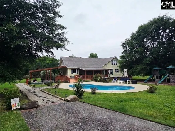 1366 Old Golf Course Rd, Batesburg, SC 29006