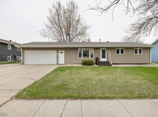 214 11th Ave E, West Fargo, ND 58078