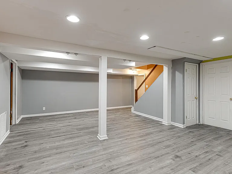 35 Fox Run — Photo 25