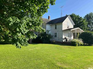 210 E Roberts St, Colchester, IL 62326