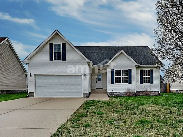 3676 S Naples Ct, Clarksville, TN 37040