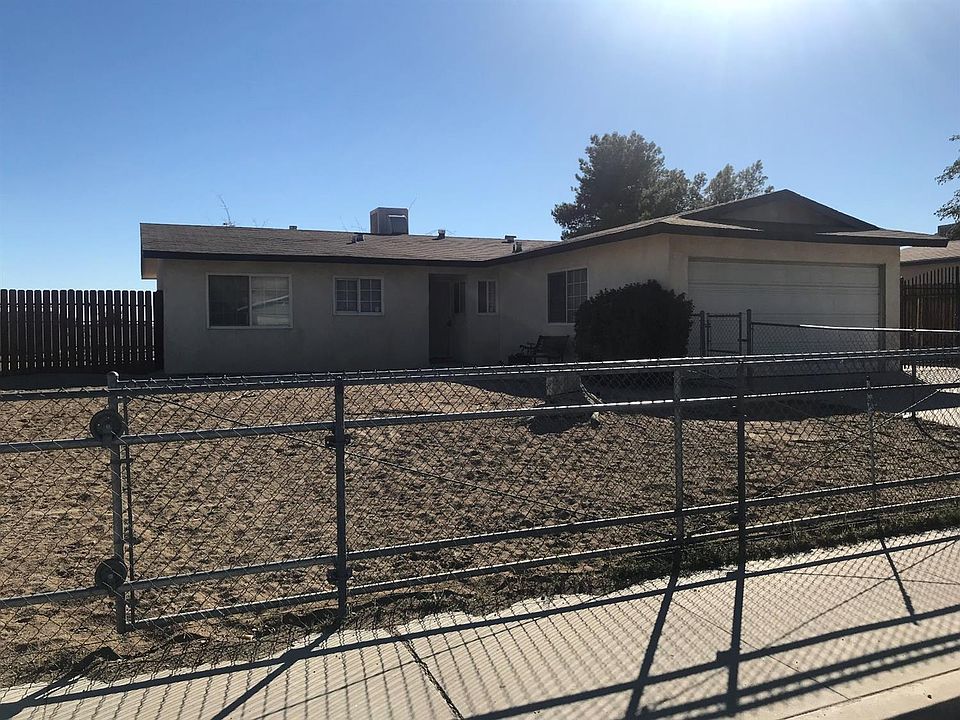 1st image of 301 Glade St