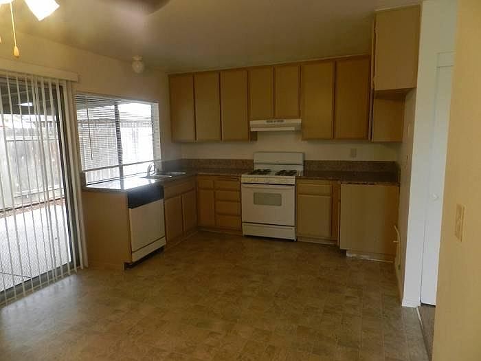 1st image of 10305 Westonhill Dr