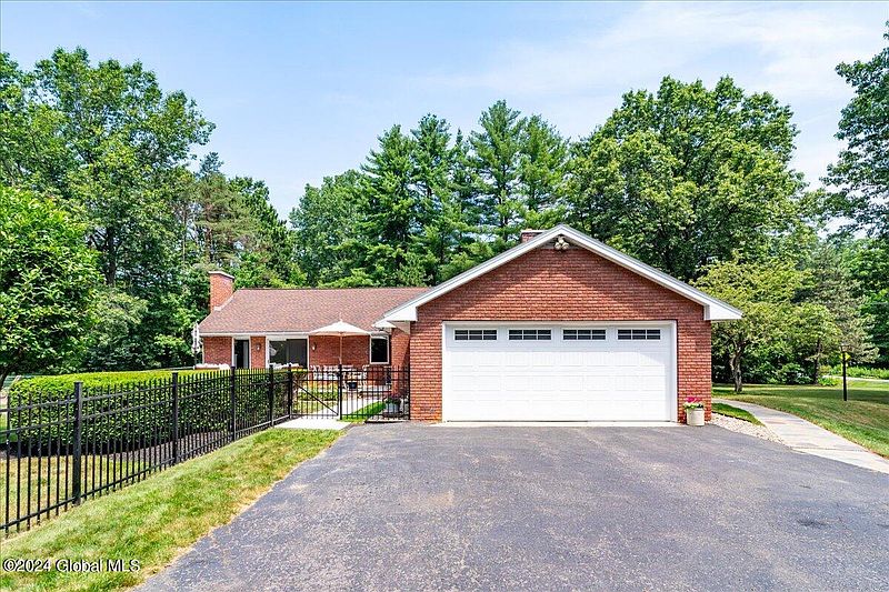 2nd image of 316 Vischer Ferry Road