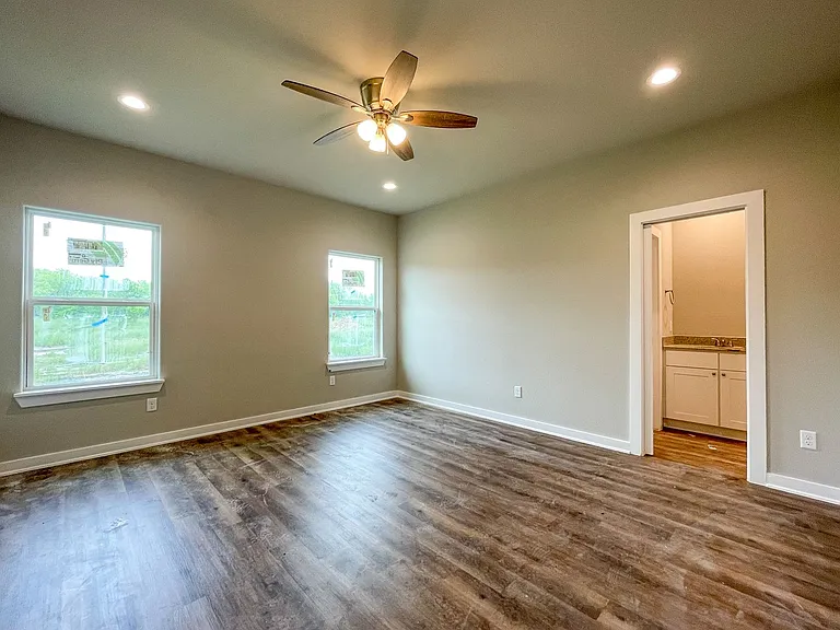 3620 Skylane Ave — Photo 6