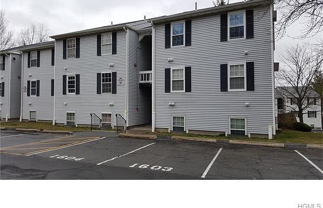 1st image of 16 Lexington Hl Unit 4