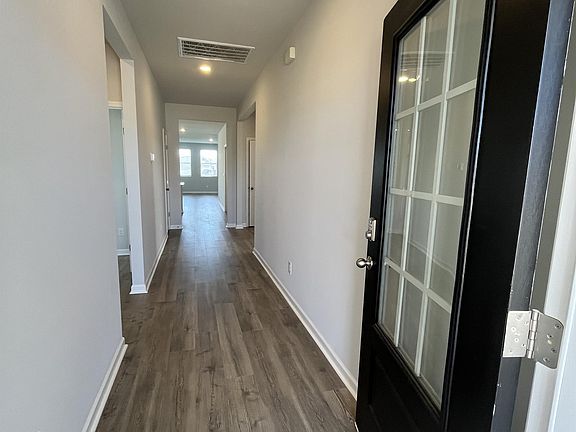 3rd image of 6127 Japonica Ln