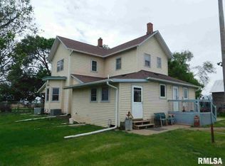 1666 Spicer Ave, Tipton, IA 52772
