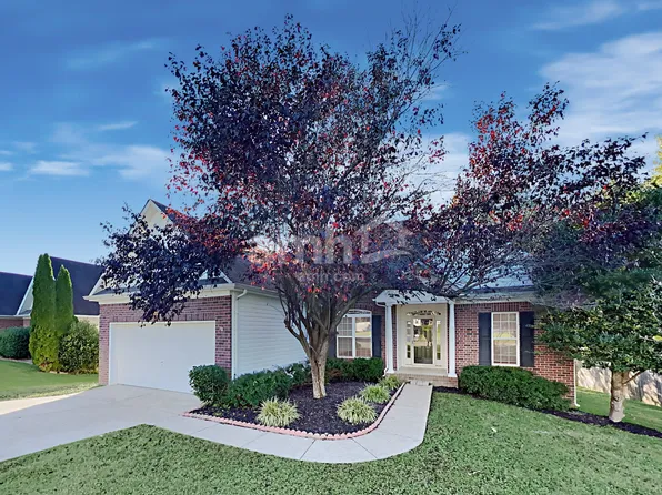 2113 Loudenslager Dr, Thompsons Station, TN 37179