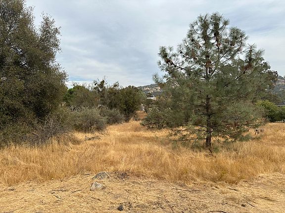 3rd image of 0 Jim Bowie Ct