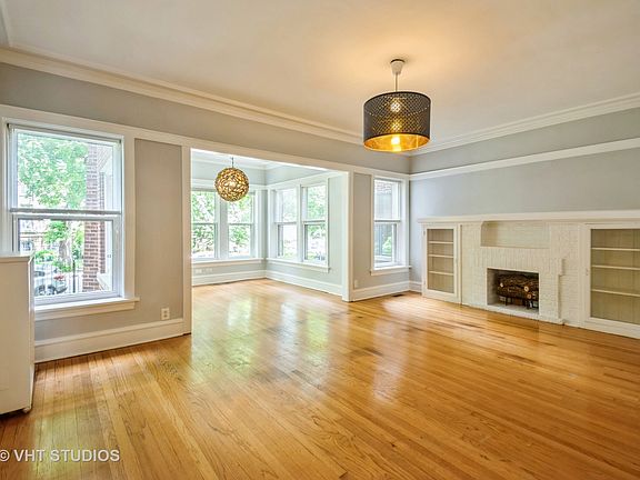 3rd image of 1527 W Fargo Ave #1E
