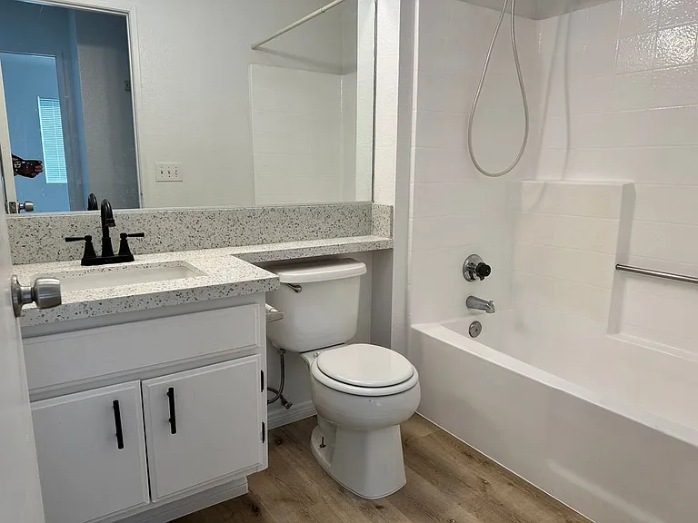 17785 Carson Cir — Photo 5