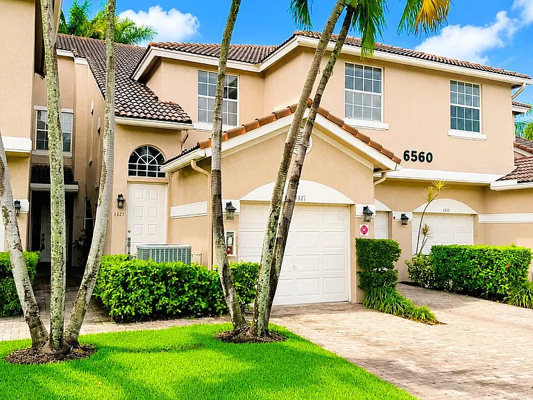 6560 Villa Sonrisa Dr #1321 — Photo 11