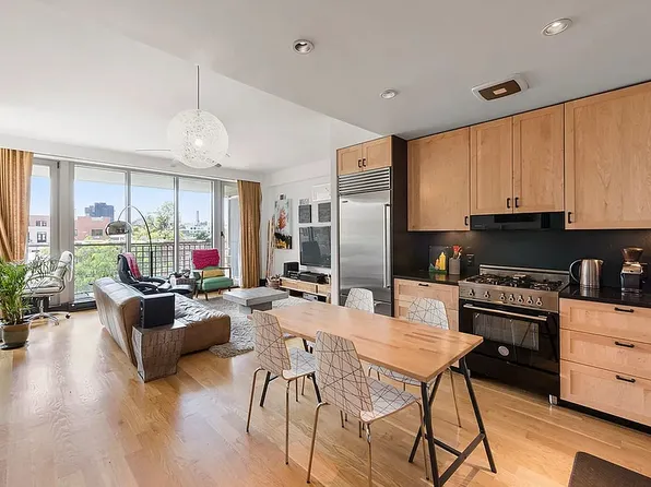 144 N 8th St APT 3C, Brooklyn, NY 11249