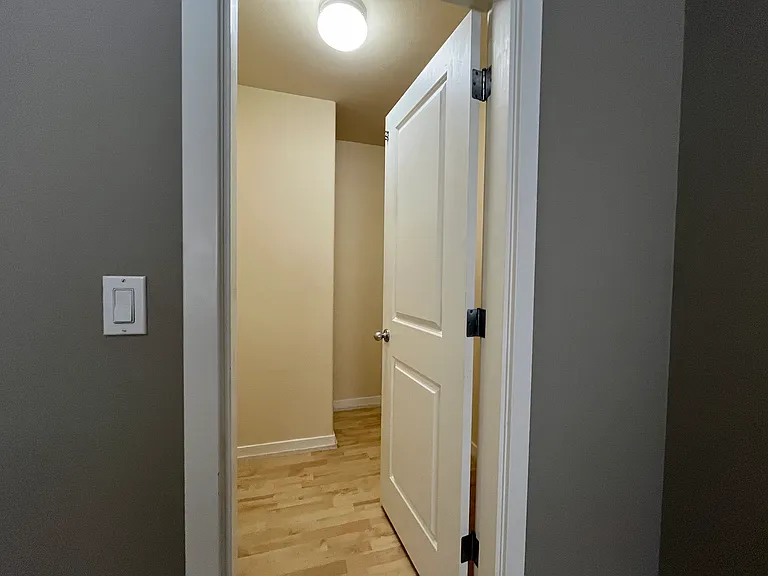 5377 SW Golden Gate Way — Photo 12
