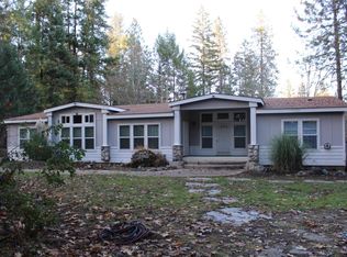 551 N Old Stage Rd, Cave Junction, OR 97523