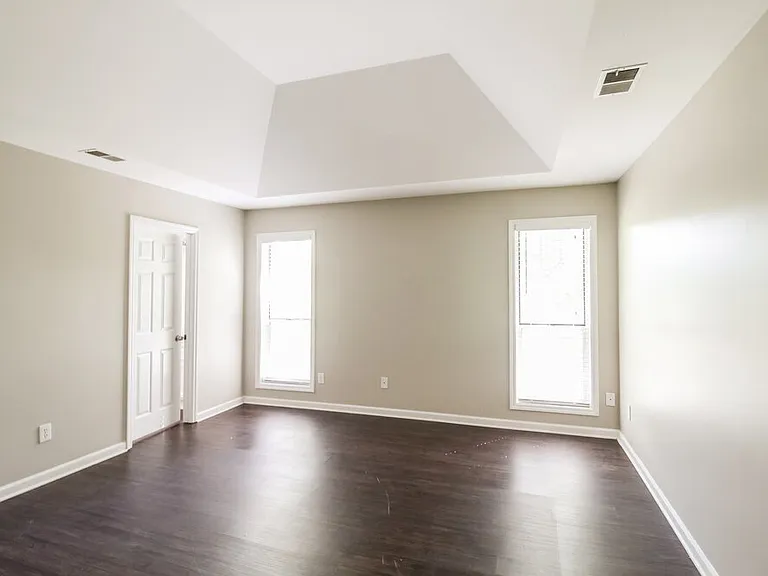 671 Woodstone Rd — Photo 8