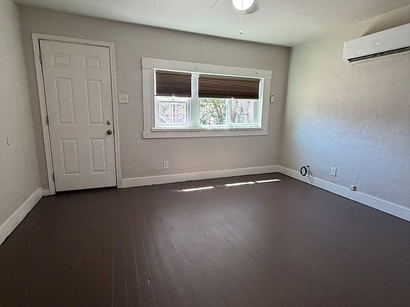 5th image of 212 Cornell Dr SE APT C