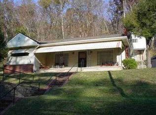 1406 Waco Rd, Huntington, WV 25701